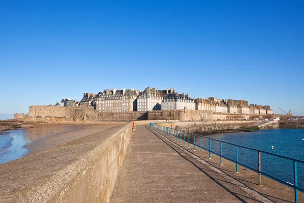 Saint Malo from the wharf — Stock Photo, Image
