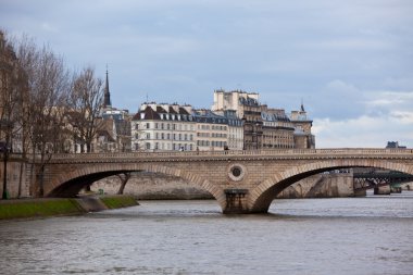 Notre Dame Katedrali