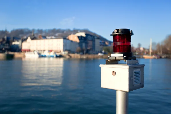 Czerwone Migające Światło Urządzenia Sygnał Morze Zatokę — Zdjęcie stockowe