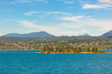 lake garda İtalya üzerinden görüntülemek