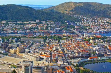 Norveç'te çekilen bergen şehir manzarası