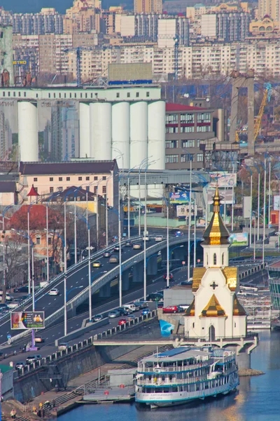 Kiev bussines e città industriale — Foto Stock