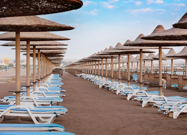 Plaża hotelu w Egipcie — Zdjęcie stockowe