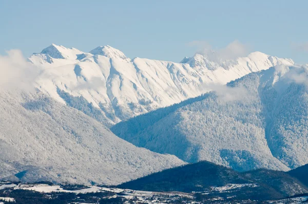 Montaña nieve. Imagen De Stock