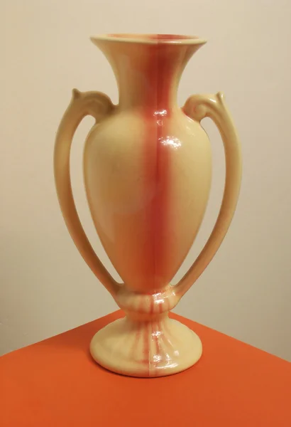 Jarrón de cerámica — Foto de Stock