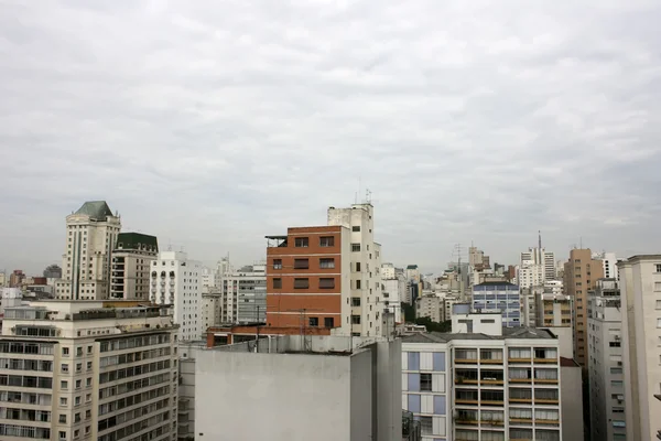 Смог над Сан-Паулу — стоковое фото
