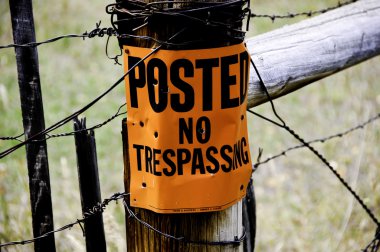 No Trespassing clipart