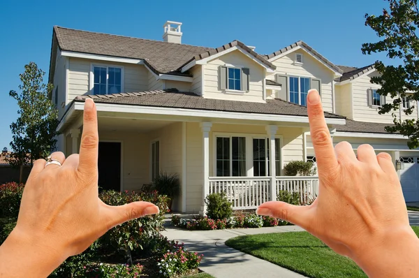 Female Hands Framing Beautiful House — Stock Photo, Image