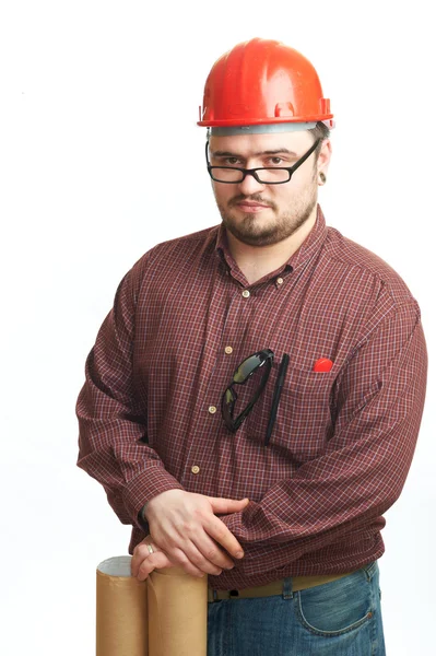 Σοβαρή Κατασκευαστησ Γυαλιά Και Κόκκινο Σκληρό Καπέλο Μηχανολογικό Σχέδιο Που — Φωτογραφία Αρχείου