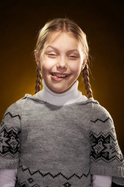 Portret Dziewczynki Wesoły Zabawa — Zdjęcie stockowe