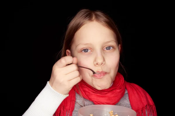 Pul yiyen küçük kız — Stok fotoğraf