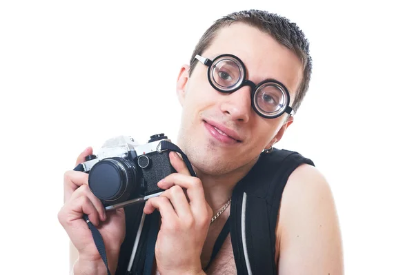 Portrait d'un jeune intello avec caméra à l'ancienne — Photo