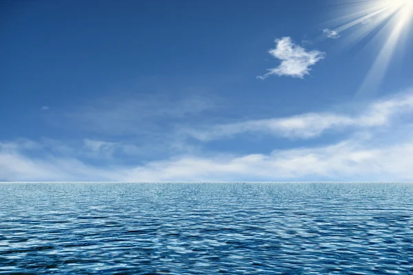 Μπλε ουρανό και θάλασσα — Φωτογραφία Αρχείου
