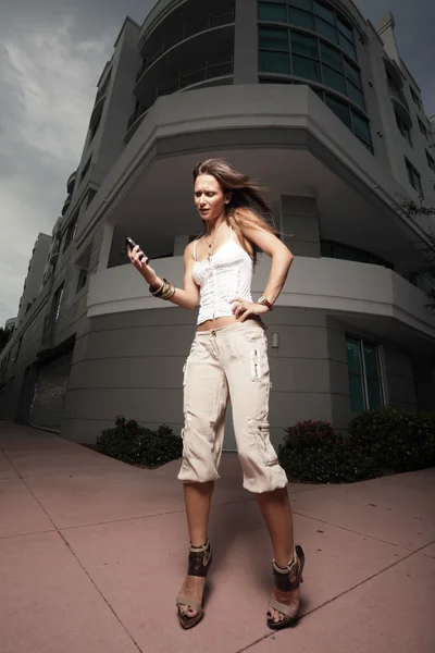 Mujer en el teléfono — Foto de Stock