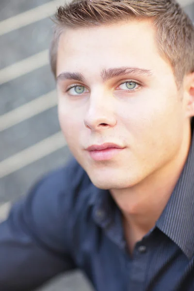 Headshot of a young man — Stock Photo, Image