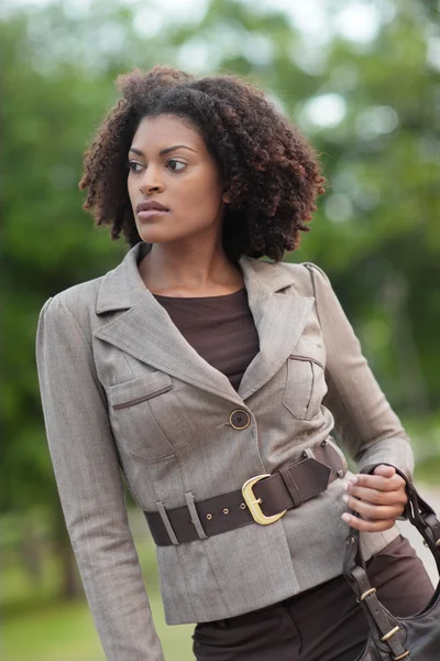 Businesswoman in nature — Stock Photo, Image