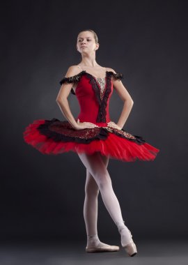 siyah poz bale yapmak güzel balerin dansçı