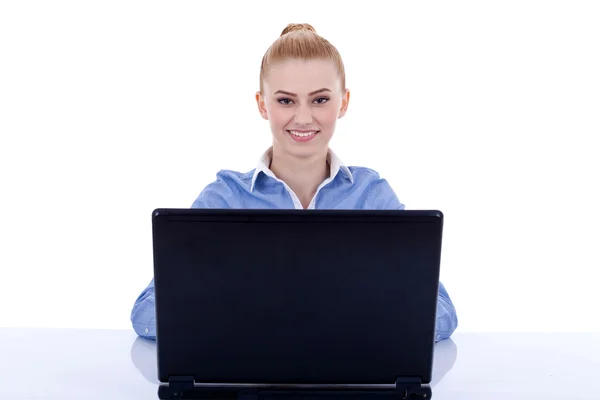 Mujer de negocios trabajando en el ordenador portátil Fotos De Stock Sin Royalties Gratis