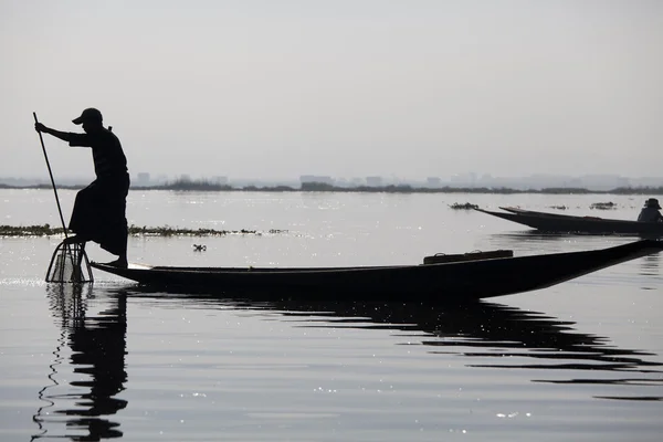 Рыбак на озере Инле Стоковое Изображение