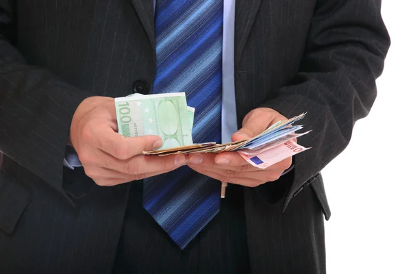 El hombre está pagando con billetes en euros — Foto de Stock