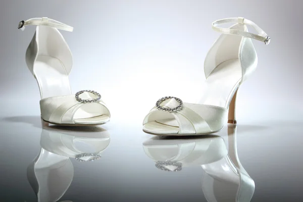 Eleganckie buty ślubne — Zdjęcie stockowe