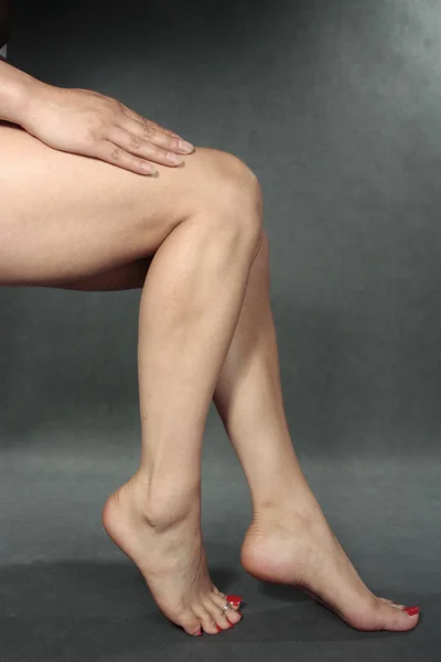 Woman Legs Feet Grey Background — Stock Photo, Image