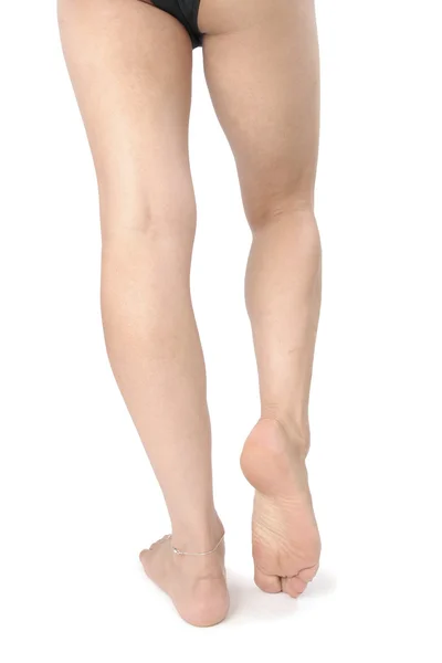 Kvinna ben isolerade över vit bakgrund — Stockfoto