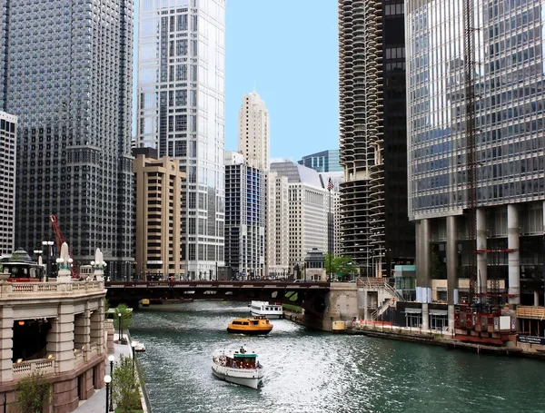 Chicago river and cityscape Royalty Free Stock Images
