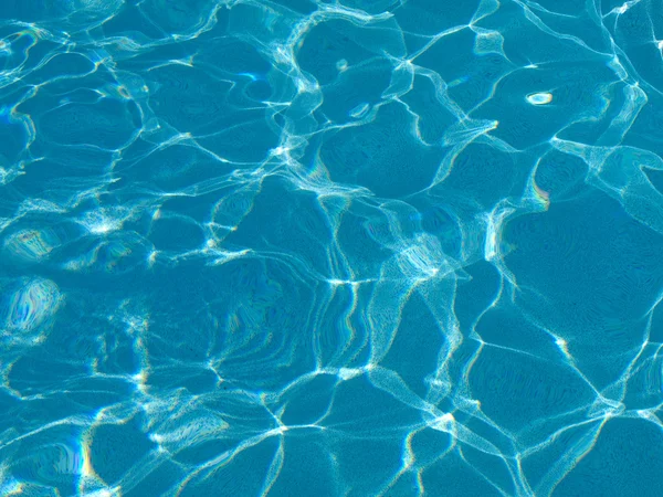 Acqua blu della piscina — Foto Stock