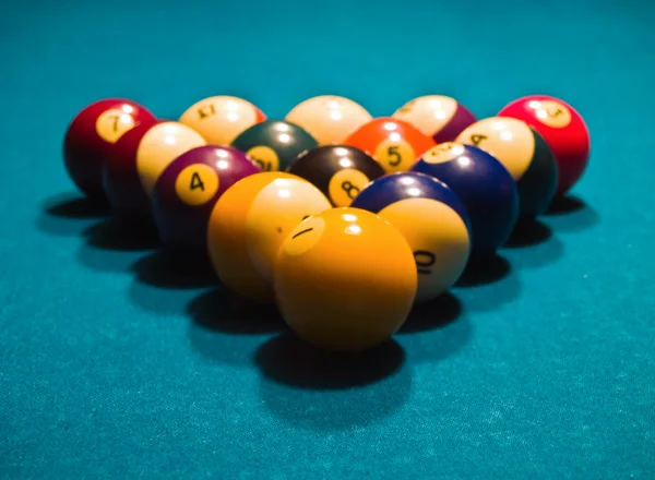 Billiards balls on a green pool table — Stock Photo, Image