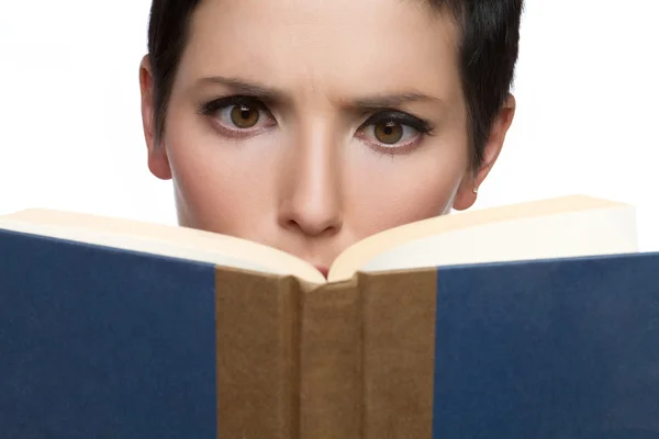 Libro de lectura mujer — Foto de Stock