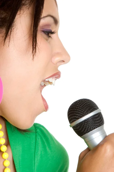 Mikrofon śpiewa dziewczyna — Zdjęcie stockowe