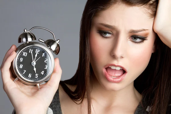 Mulher Irritada Segurando Relógio Alram — Fotografia de Stock