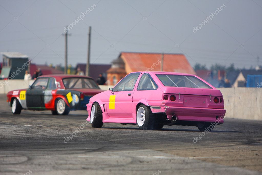 pink car tokyo drift