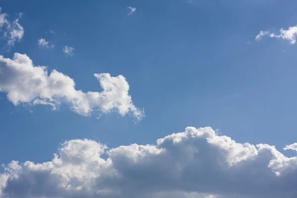 Céu azul e nuvens Fotografia De Stock