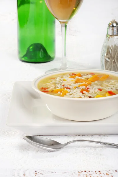 Chicken and wild rice soup with wine — Stock Photo, Image