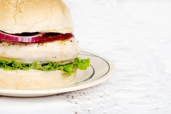 Closeup grilled chicken burger — Stock Photo, Image