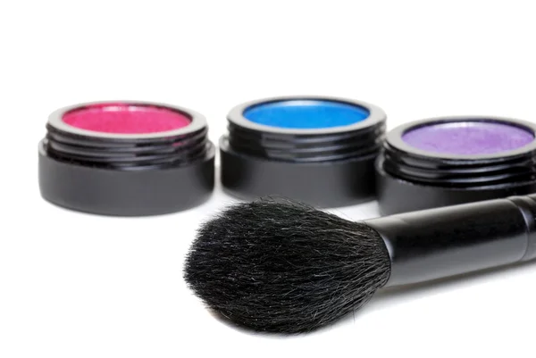 Makeup med blush borste — Stockfoto