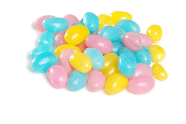 Куча красочных пасхальных конфет — стоковое фото