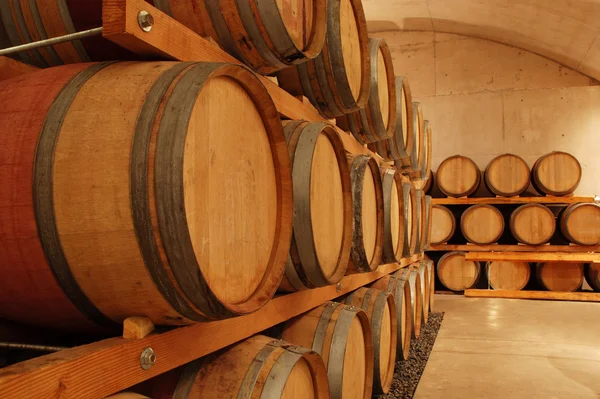 Row of wine barrels — Stock Photo, Image