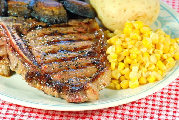 T bone steak close-up — Stockfoto