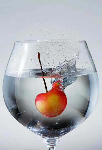 Cherry Splash — Stockfoto
