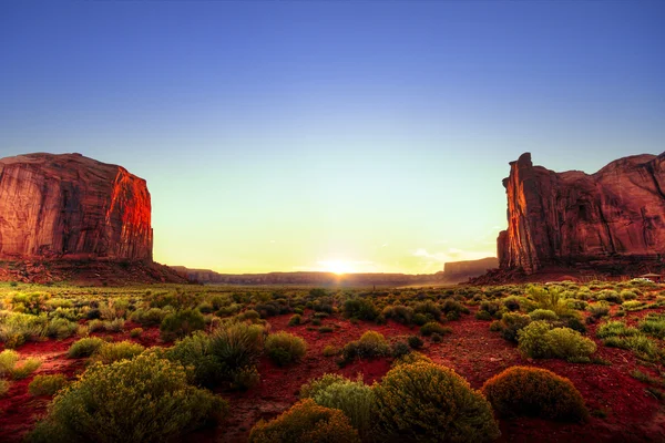 Puesta de sol en Monument Valley Imagen De Stock
