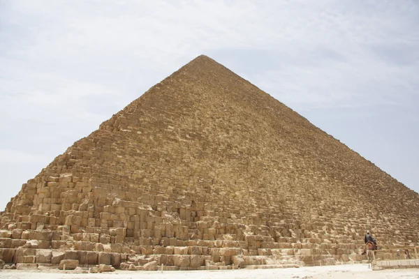 이집트는 피라미드 카이로입니다 — 스톡 사진