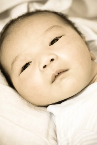 Egy Lövés Egy Aranyos Ázsiai Baby Boy Szépia — Stock Fotó