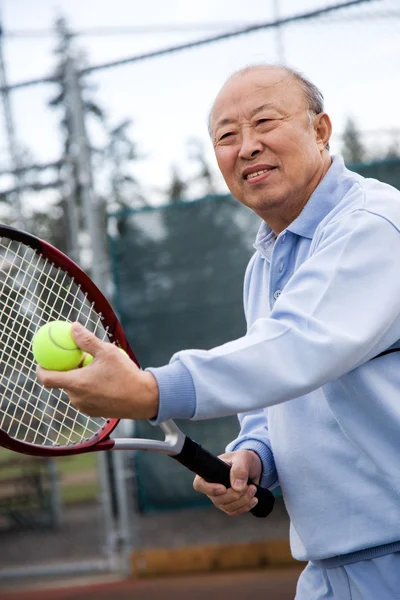 Jugador senior de tenis — Foto de Stock