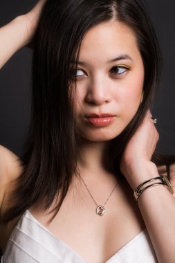 Güzel Asyalı kadın