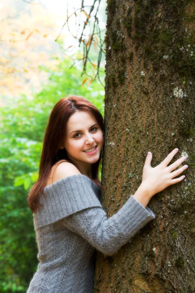 Caucasian girl in fall season — Stock Photo, Image