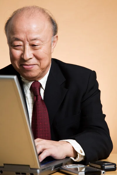 Senior asian businessman — Stock Photo, Image