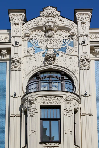 Detail of Art Nouveau or Jugenstil building — Stok Foto